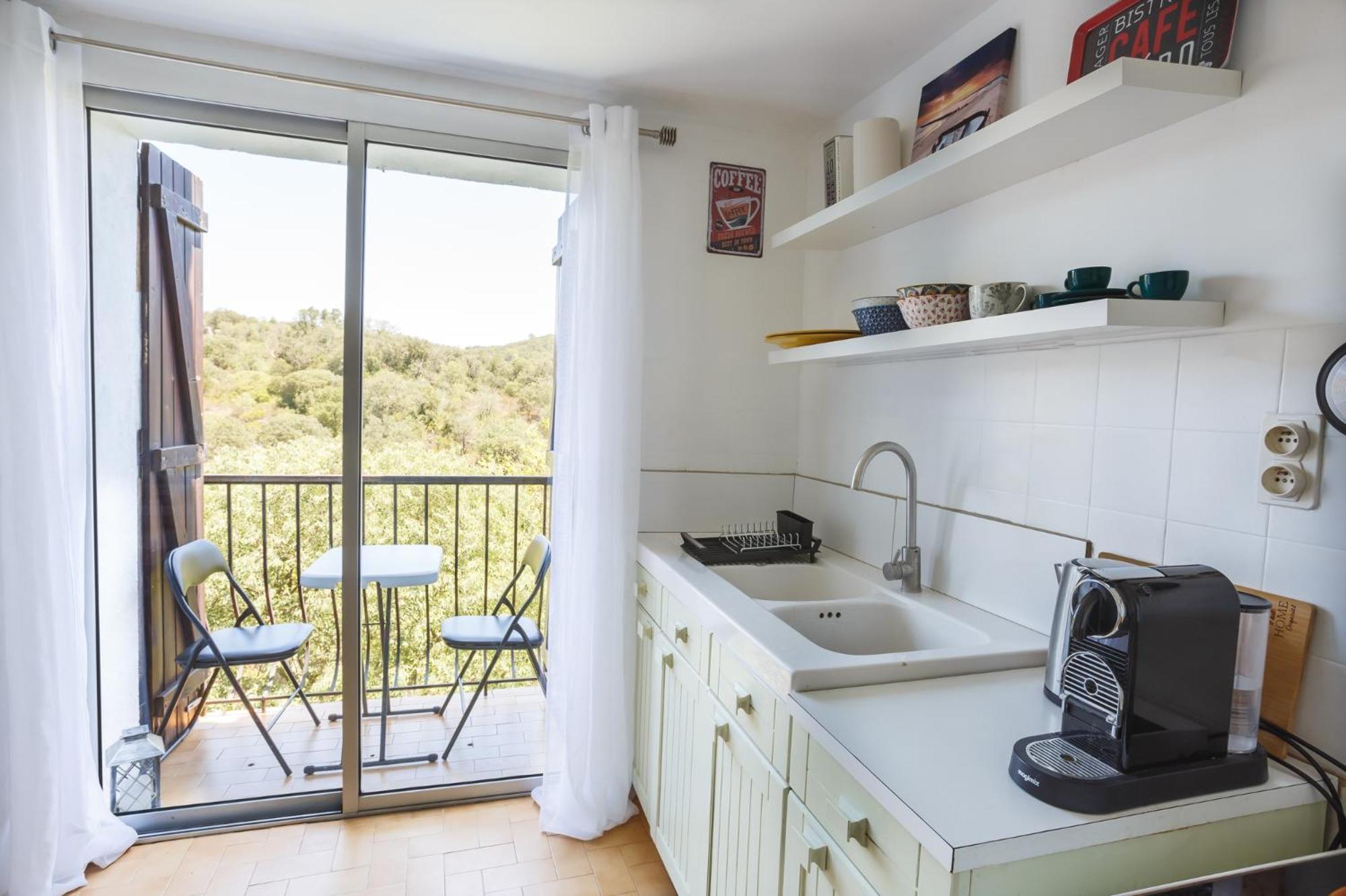 Cosy Apartment In Ancient Gabian With River And Vineyard Views エクステリア 写真