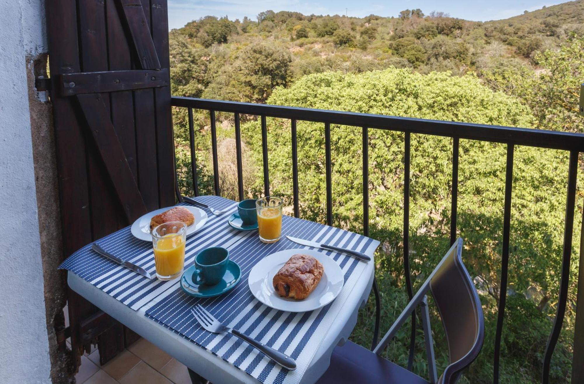 Cosy Apartment In Ancient Gabian With River And Vineyard Views エクステリア 写真